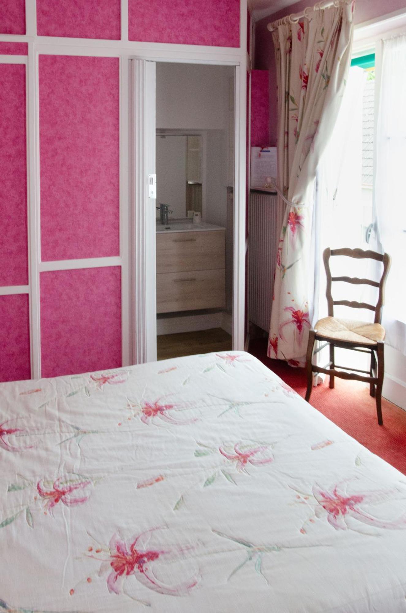 A L'Abri Des Vents Bed and Breakfast Saint-Jean-le-Thomas Eksteriør billede