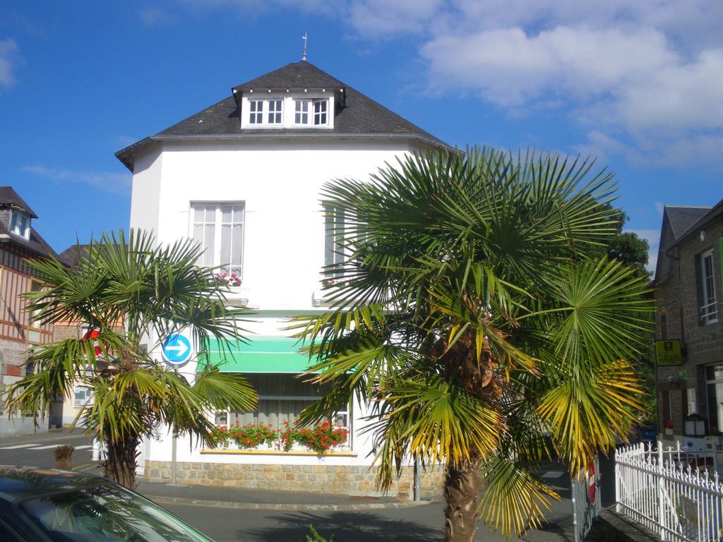 A L'Abri Des Vents Bed and Breakfast Saint-Jean-le-Thomas Eksteriør billede